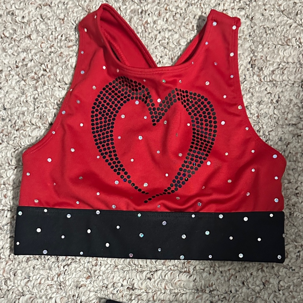 Red Heart Patterned Sports Bra
